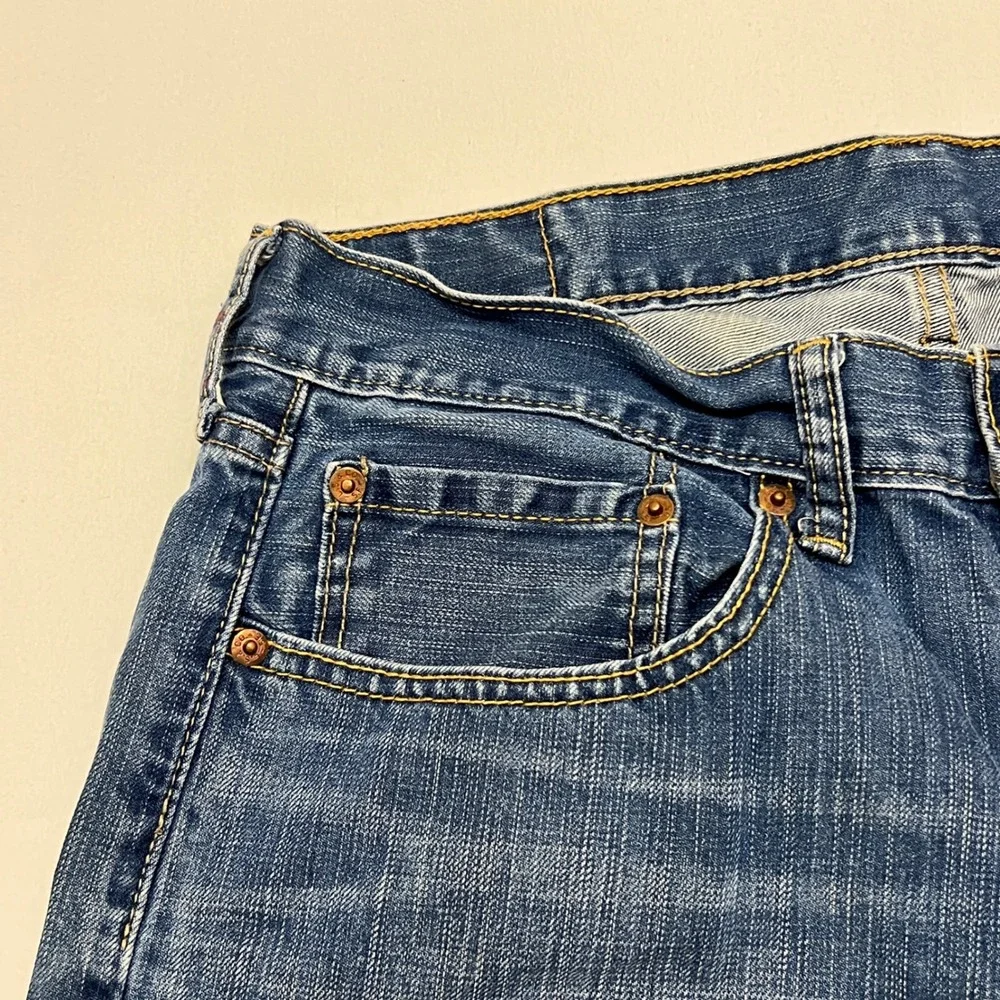 VTG 90's Levis 559 Blank Red Tab 